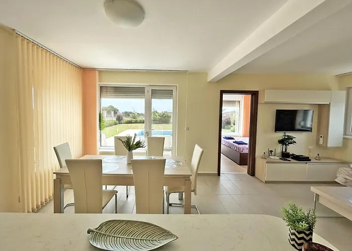 Golf Ariel * Kavarna